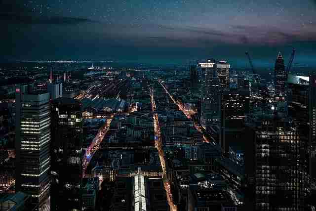 HDR高动态【夜幕欲潮】李彩琳×崔始源高帧率HDR沉浸版在线观看